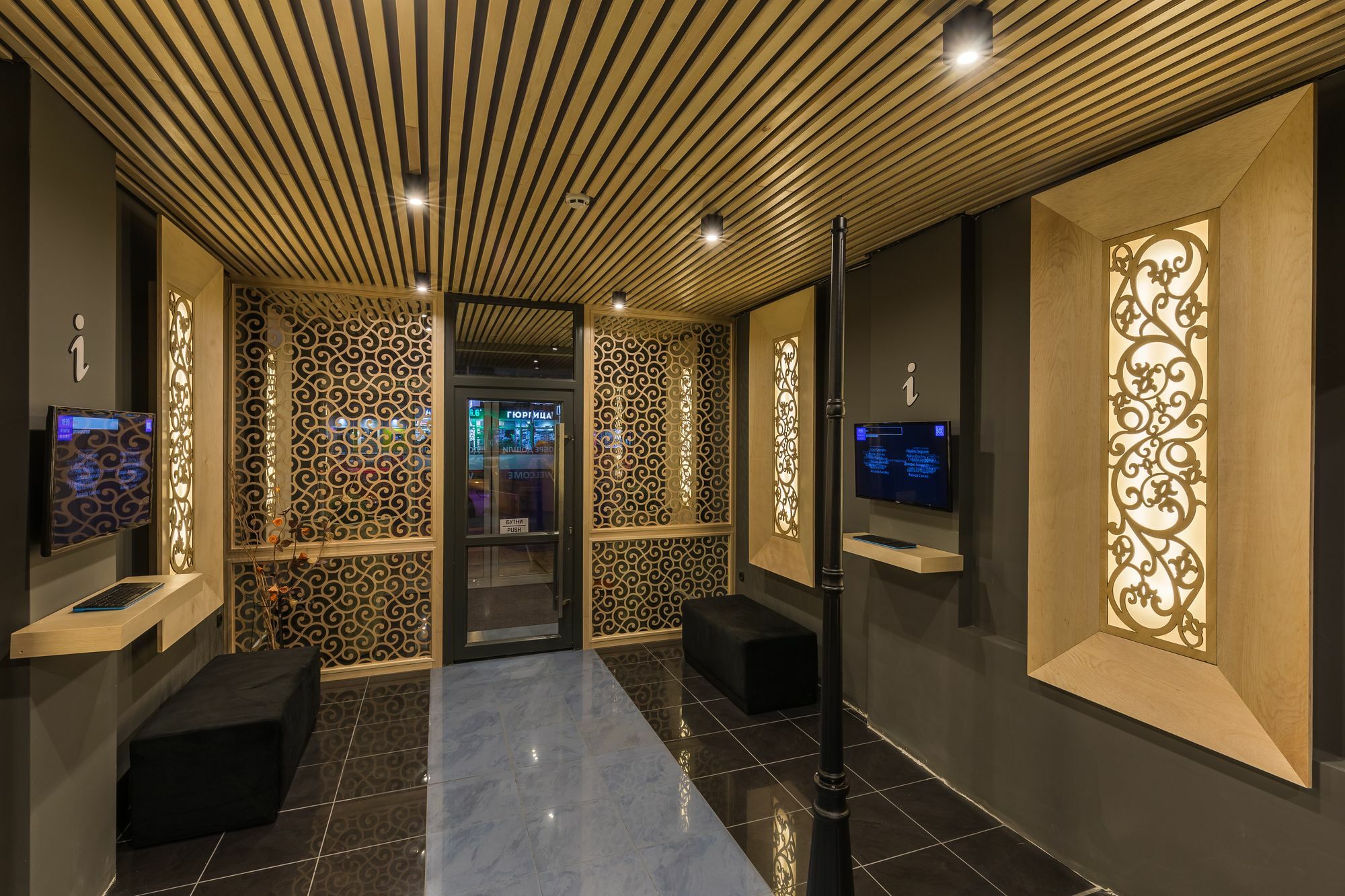 Hotel Blvd 7 Plovdiv Exteriör bild