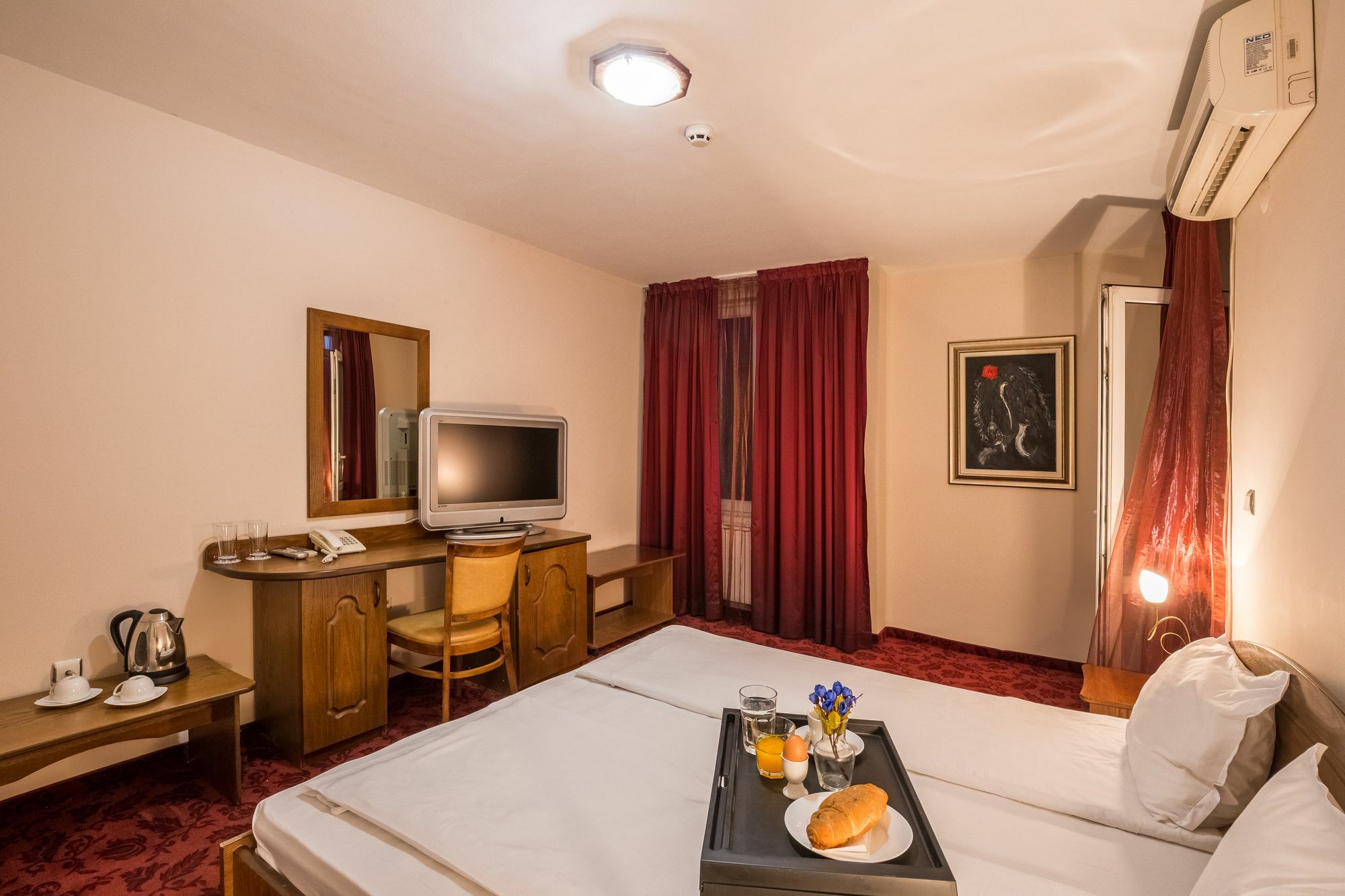 Hotel Blvd 7 Plovdiv Exteriör bild